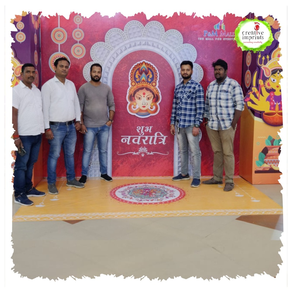 CreativeImprnts's tweet photo. P&amp;M Mall Patna - Durga Puja Decor
Designed &amp; Managed by Team Creative Imprints !!!
.
Follow @CreativeImprnts 
.
@hansasinha @ParimalMadhup 
#durgapuja #durgapuja2022 #decor #navratri #navratri2022 #durgamaa #decordesign #design #decoration https://t.co/lCRkzozSzN