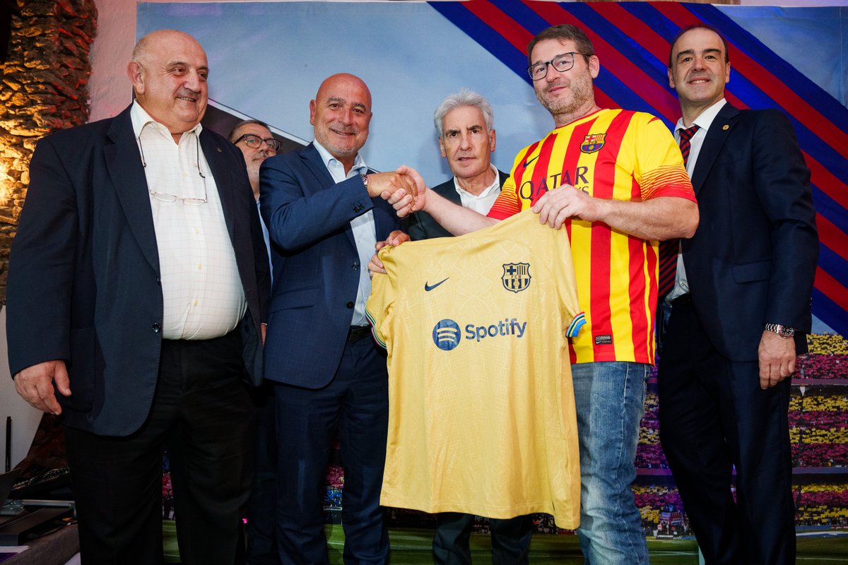 FC Barcelona Penyes tweet media
