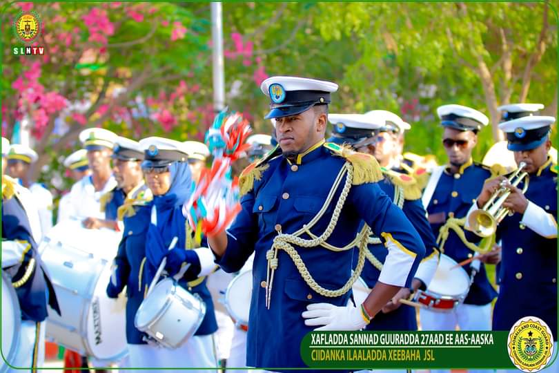 HonAbdishakurMI's tweet photo. Xuska sannad guurada 27aad #ciidanka #ilaalada #xeebaha jamhuuriyada somaliland.
@JSLpolice @musebiihi @VPsomaliland https://t.co/MuAynUFhvc