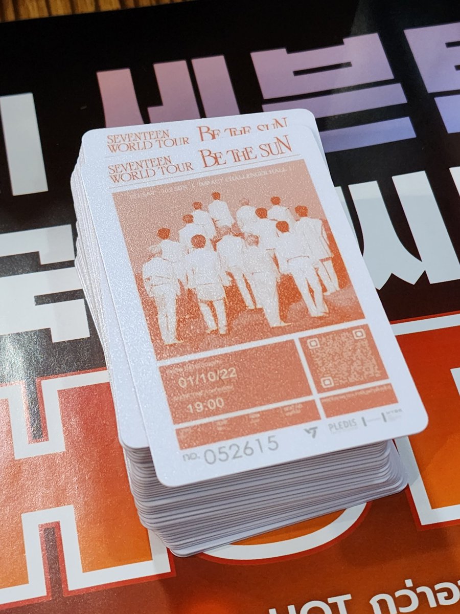 swxxtlime's tweet photo. 📌 ใครมาถึงแล้วทยอยมารับ giveaway กันได้นะคะ เราอยู่ที่ฟู้ดคอร์ท แถวๆร้าน Viet Cuisine ตรงข้างๆ ถังน้ำแข็งน้ำเงิน โต๊ะที่มี กระเป๋าแท่งไฟ+การ์ดคนน่ารัก

⚠️ โชว์อีเมลที่เราตอบกลับ พร้อมแจ้งแอคทวีตค่า

ไม่ต้องรีบน้า ถ้าเราย้ายที่แล้วจะแจ้งเรื่อยค่ะ
#SEVENTEENTH2022 #BETHESUNinBKK https://t.co/eZ3SOyuYgX