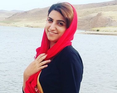 Ruzbeh_Saadati's tweet photo. چند مامور اداره‌ی اطلاعات‌ آمدند، خانه را گشتند و رفتند. نه اتهامی برای بازداشت ارائه دادند و نه‌ حکمی برای تفتیش منزل! 

#صفیه_قره‌باغی
#حدیث_نجفی
#مهسا_امینی https://t.co/fxUrMc5W8w