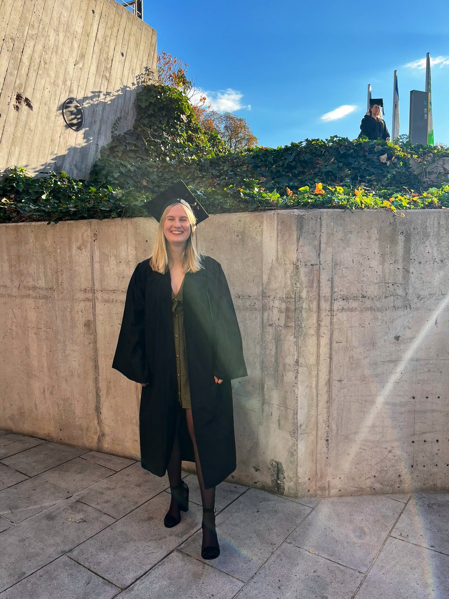 feierabendhefe's tweet photo. She‘s a graduate 👩🏼‍🎓 https://t.co/KCUeaeWrrK