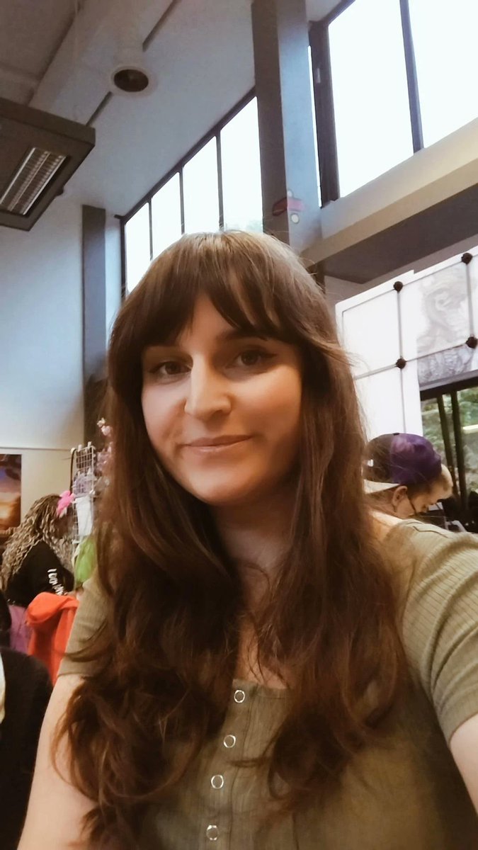 Miamouz's tweet image. Ich bin heute das erste mal auf der CMC in Hamburg. 🥰 Wer mag, darf mir gern hallo sagen.
Ihr findet meinen Stand im hinteren Raum. Ich freu mich auf euch 💕