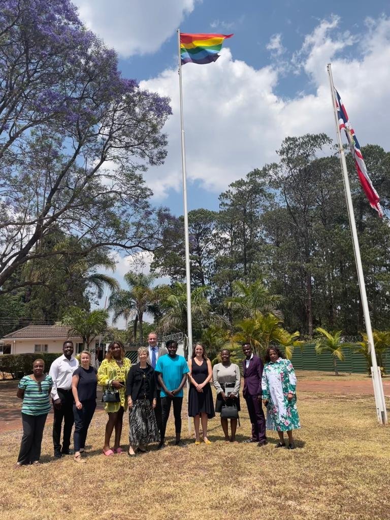 HMAMelanieR's tweet photo. I enjoyed hosting a meeting with representatives of LGBT+ groups from 🇿🇼. Thanks to partners from the international community for attending too, and for thought-provoking conversations. Everyone has a right to be fully themselves wherever they are and to be accepted by everyone. https://t.co/ZKsj7cyfTF