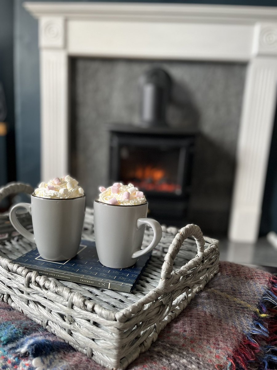 Fancy an escape this Autumn stay at 34three.co.uk
&amp; snuggle up with a hot chocolate or maybe add some Baileys!
#holidaylet #snuggle #hotchocolate #comfy #holiday