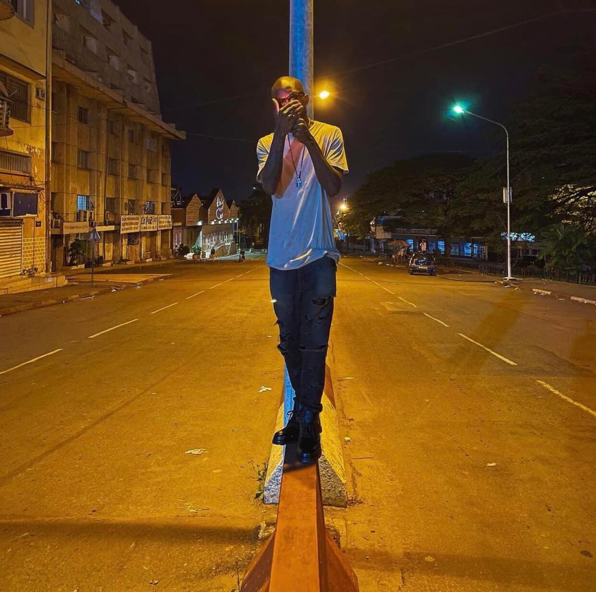 Mrolen9's tweet photo. @DarealBlueMagic 🇨🇲🔥 https://t.co/tGjr0Y6dQP