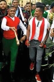 Abbaacabsa's tweet photo. Muu yaa biyyoo, biyyoo daangaa gamaa 
Hacee nyaatte angafa namaa…

Sirba ummataati.

#Irreecha2022 https://t.co/Dp5SfLsMhX