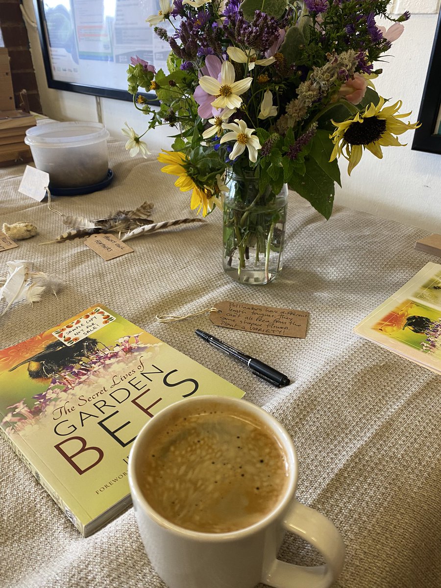 TheGreenJeanie's tweet photo. All set up for the Mass Planting Day @ourcommunity19 with my nature table! And a #coffee! Come & help plant 10k wildflower plug plants with @avonwt @WestofEnglandCA taking #actionforpollinators @BumblebeeTrust https://t.co/XfKlibfvUO
