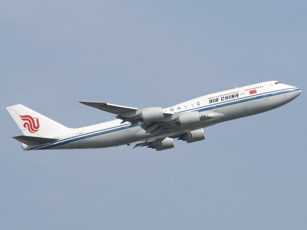 CT_YG_520's tweet photo. 节日快乐!
中国は今日から国慶節。大型連休の多客期対応で、今日のCA1547/1548(PEK=SHA)は747-8にタイプアップされていました。
今や希少な747PAX、撮影環境の良い虹橋空港で撮ることが出来て良かったです。
CA1547/1548 #B2486 B747-8
#SHA / #ZSSS https://t.co/ljDIwsO7jC