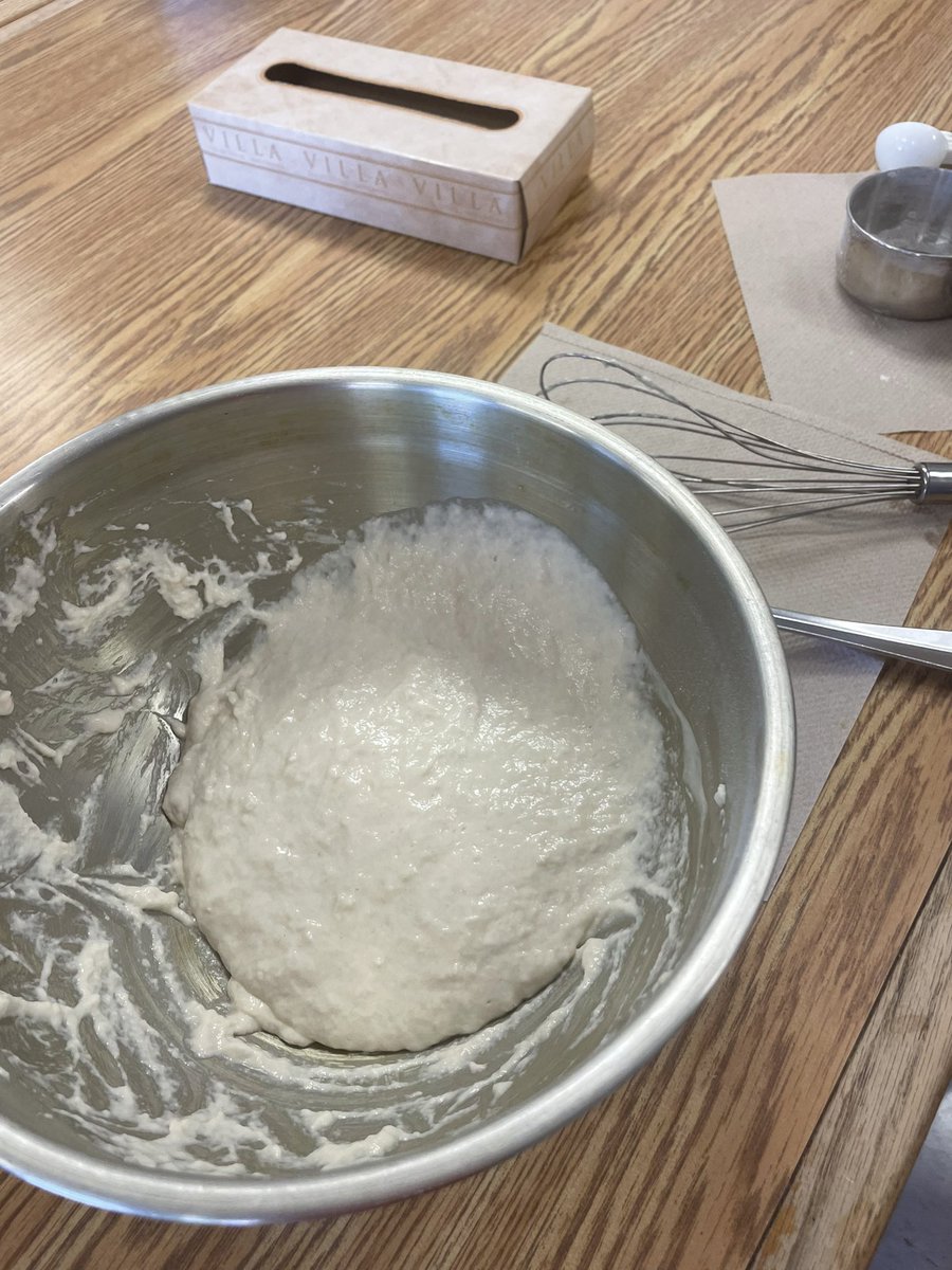 ching_brent's tweet photo. Room 205 made an indigenous staple, bannock (fry bread), during our day of truth and reconciliation. The students had a tasty time learning about the culture😋 #tdsb #tcps #orangeshirtday #TruthAndReconciliation #bannock https://t.co/A5iT7pRcg6