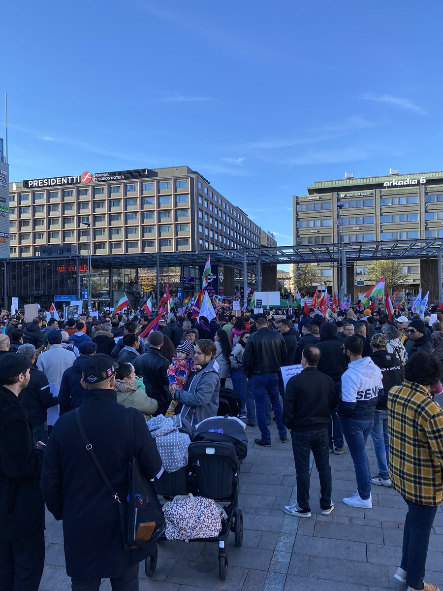 RT @grantwyeth: Big demonstration in Helsinki for democracy and women’s freedom in Iran https://t.co/Wyx89PgIwL
