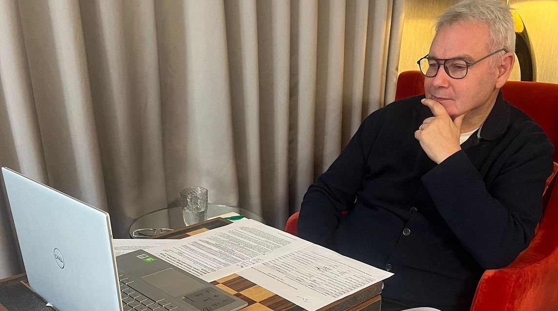 advocatecomms's tweet photo. Great working with @EamonnHolmes , @The_JamesJordan and @GSK on the Understanding Shingles report. Visit https://t.co/BTSQYGzO7P to find out more. https://t.co/8PwFAljOsA