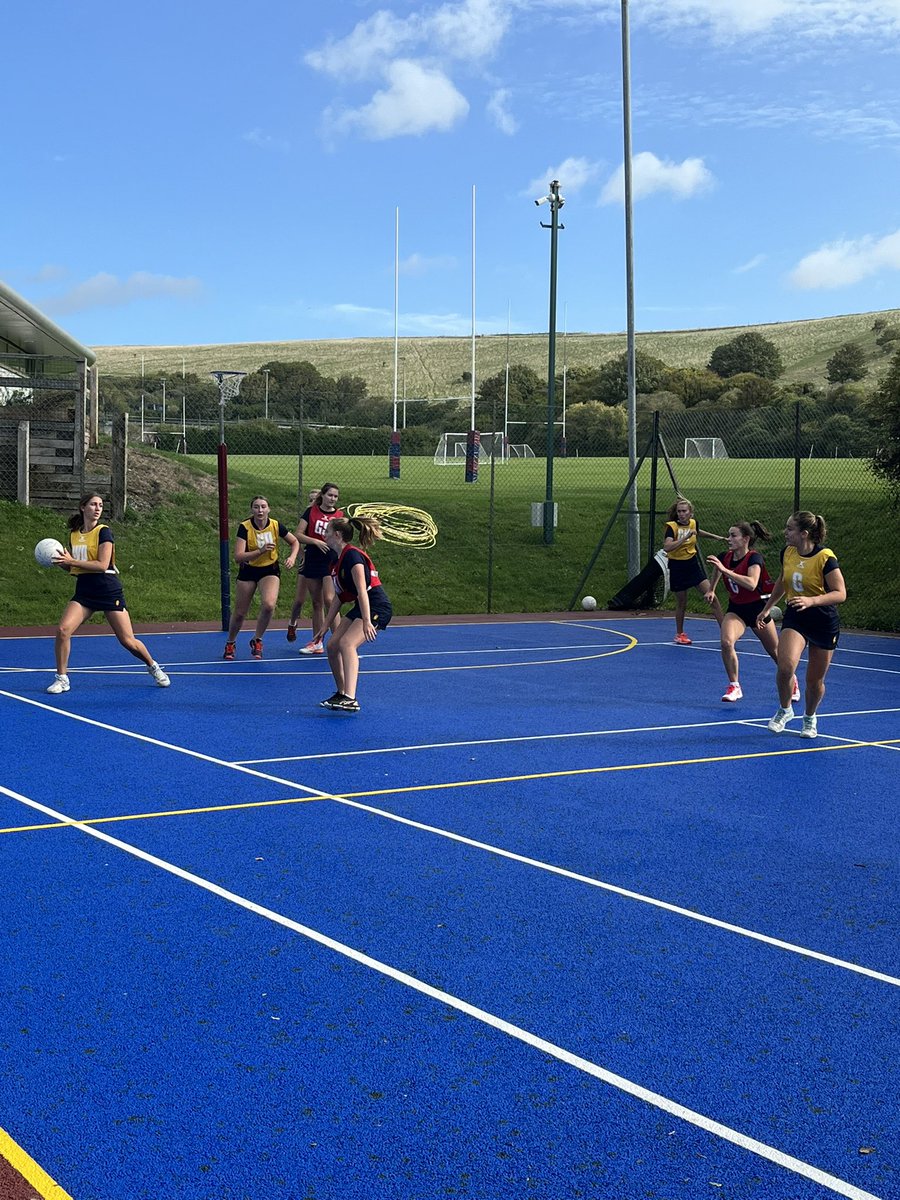 Incredible to get the 1st VII, U16A and U14A out on court this morning for breakfast, team building and match play - all in preparation for next weeks National Schools!