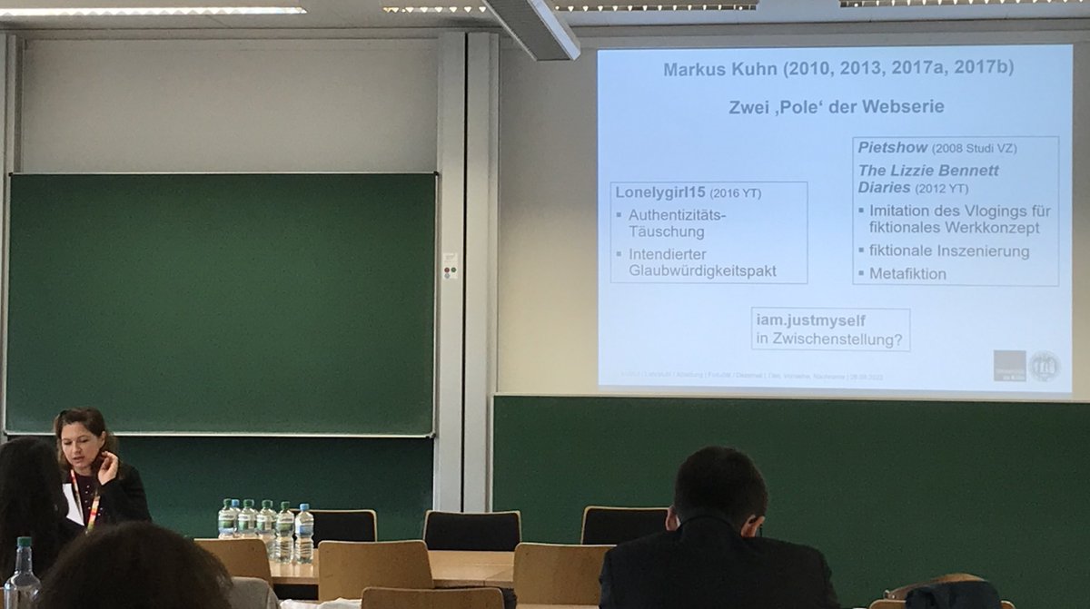 NetzLW's tweet photo. @KonyaJobs sprach dann über die „Kommentarkultur zur Real-Soap-Reihe ‚IAM.JUSTMYSELF‘“. Auch dieser Vortrag verknüpfte eine Reflexion über die Soap selbst mit empirischen Analysen zur Rezeption und einem Nachdenken über die didaktischen Implikationen. (4/5) https://t.co/YFr8O1Shju