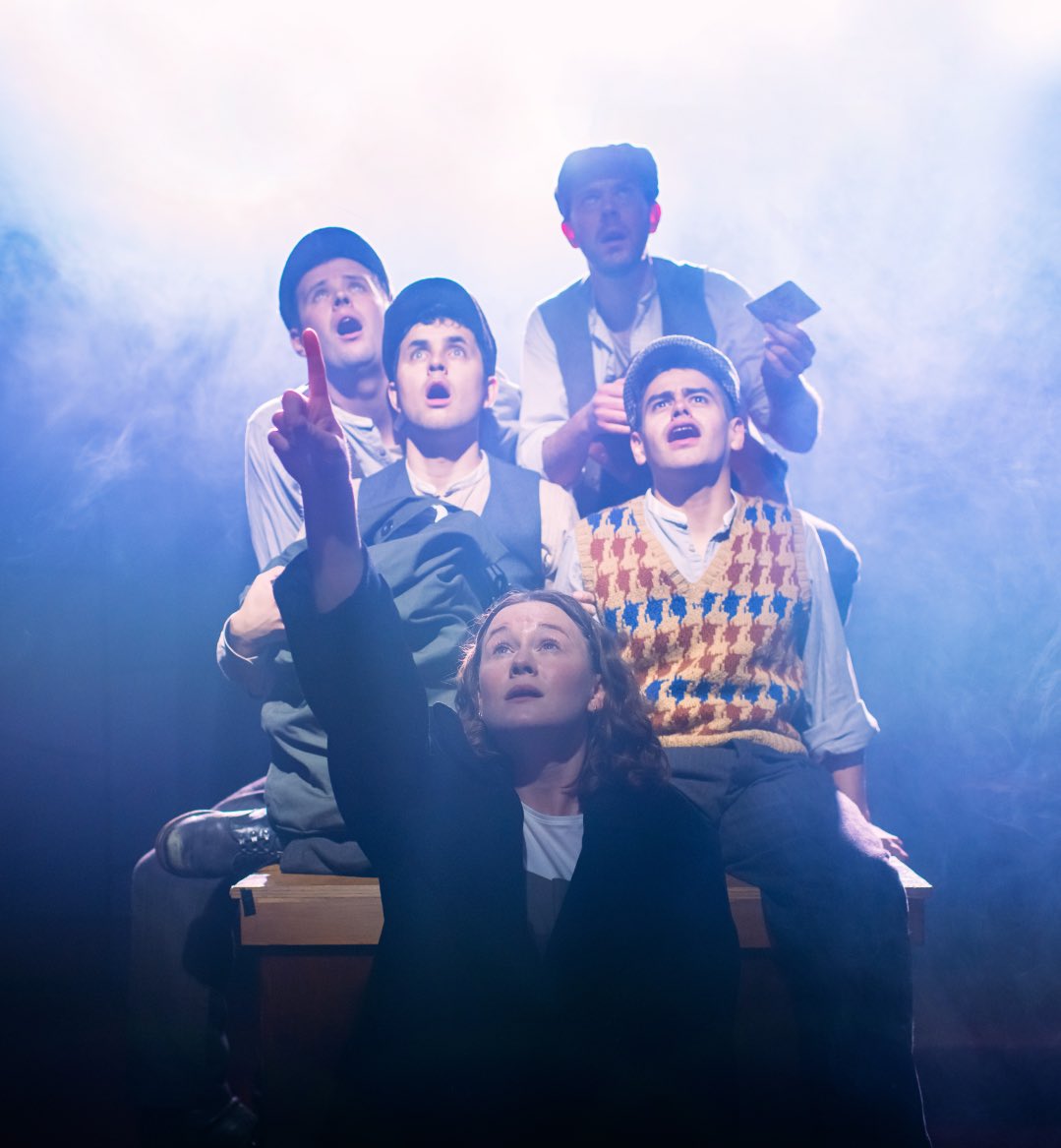 🧳 Stirling, come see us tonight at <a href="/Macrobert/">Macrobert Arts Centre</a>, 7:30pm followed by a post show Q+A.

👉 Tickets available here: tinyurl.com/bdhd76p2

#WF549 #Stirling #Scotland