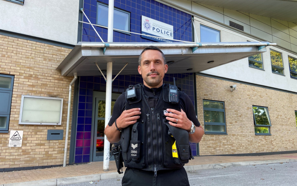 nottspolice's tweet photo. #OFFENSIVEWEAPONS | Nottinghamshire Police is cracking down on people hiding illegal knives and other offensive weapons inside their houses. https://t.co/H86vnVWdPl https://t.co/c4inEGgECY