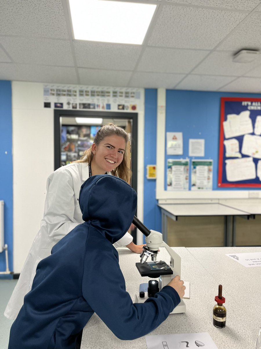 Rossett's tweet photo. Still time to come and join us in for our Open Day 🧬🧪 👩🏼‍🔬. Lots of activities to trial that are part of our curriculum.#RossettOpenDay https://t.co/9JCgvUJaUj