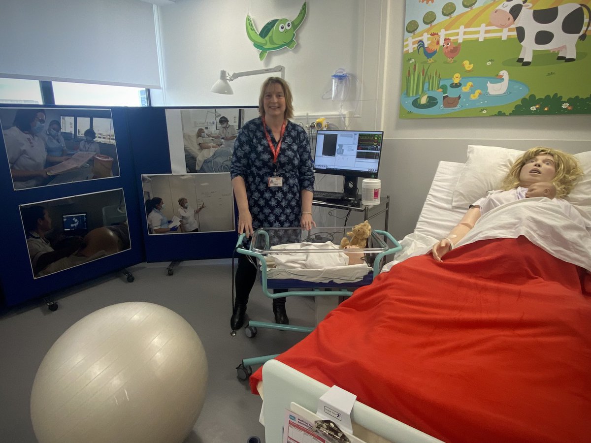 QUBInterSim's tweet photo. Busy but exciting day ahead in #InterSim Welcoming prospective students to our wide range of healthcare profession degree programmes in @MHLSQUB
Staff getting ready to offer some hands on experiences/insights @QUBSONM @QUBMedEd @pharmacyatQUB
#FutureIsBright
#BetterTogether https://t.co/92xDnbtre4