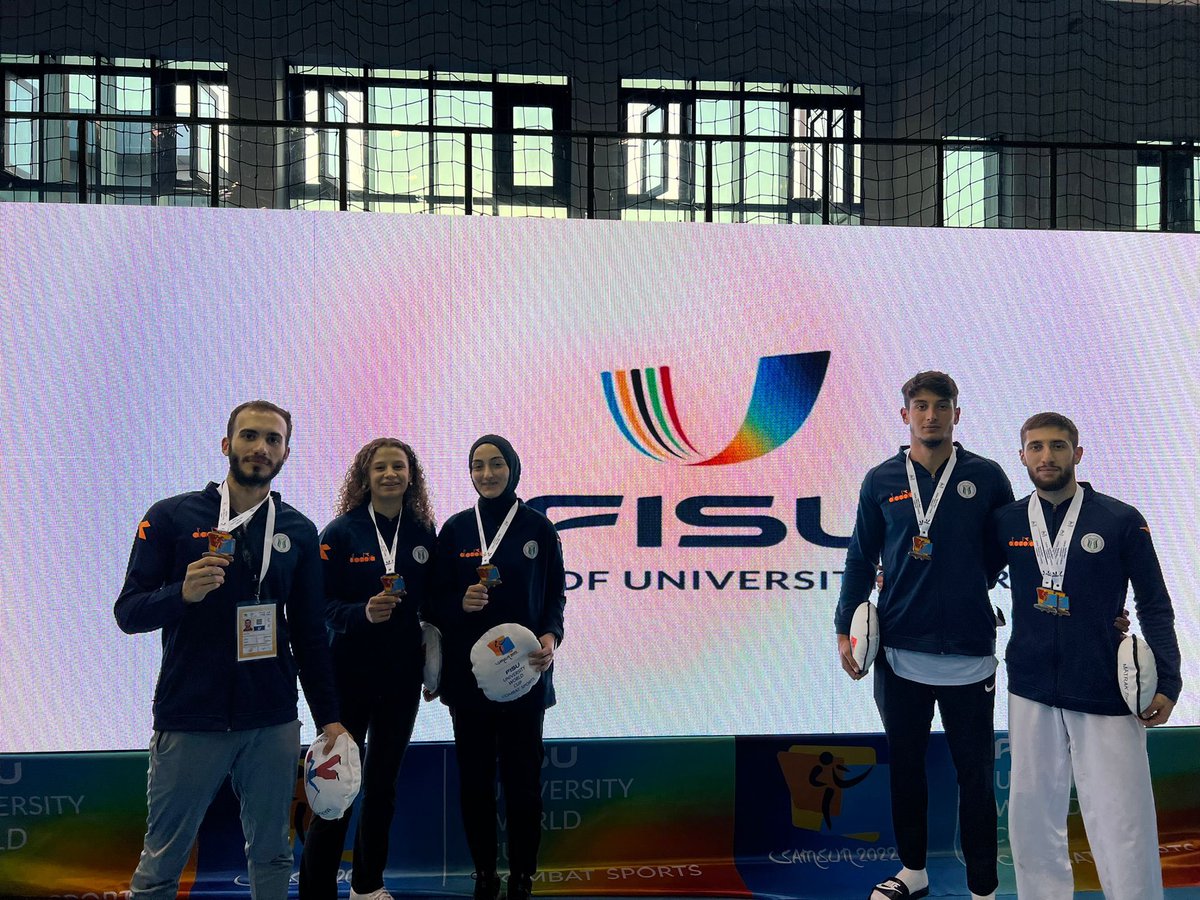 kagitspor's tweet photo. Samsunda yapılan Dünya Üniversiteler Arası Spor Oyunlarında mücadele eden Karatecilerimiz toplamda 8 madalya kazanarak  müsabakalara damgasını vurdu. Sporcu ve hocalarımızı tebrik ediyoruz 👏 https://t.co/xA7ZAJKktr