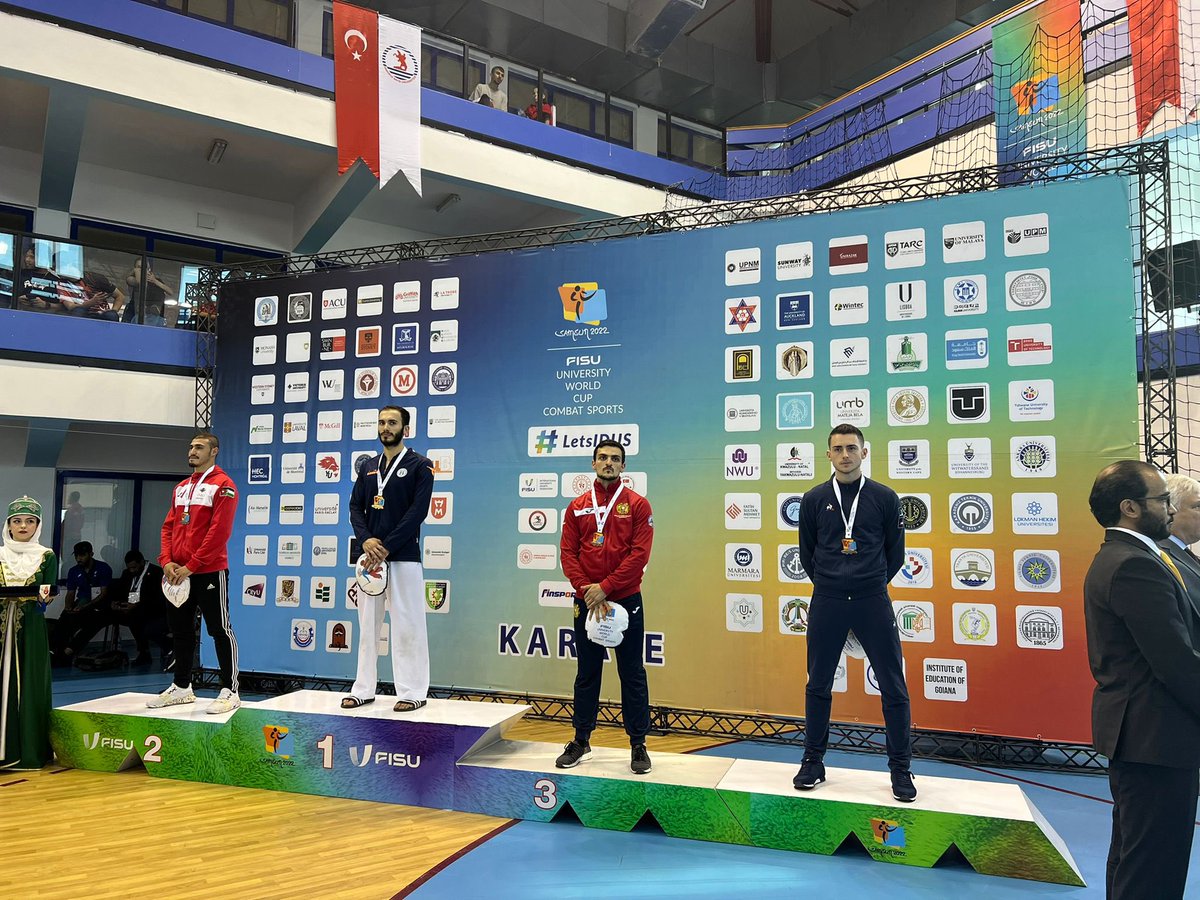 Samsunda yapılan Dünya Üniversiteler Arası Spor Oyunlarında mücadele eden Karatecilerimiz toplamda 8 madalya kazanarak  müsabakalara damgasını vurdu. Sporcu ve hocalarımızı tebrik ediyoruz 👏