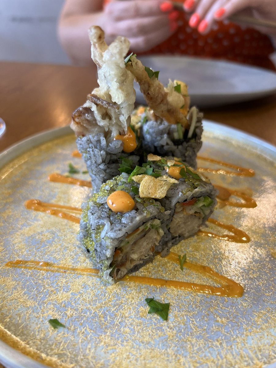 itsliamcollens's tweet photo. Impromptu lunch at REIF Kushiyaki because @finediningmatt seeded the idea a few hours ago with all this talk about @refaiekee (#influenced) Here we are making great decisions. The chicken katsu sando (68), raw hamachi w/ almonds (68) &amp; mushroom clay pot (115) as standout dishes. https://t.co/Li8SnjIcdB