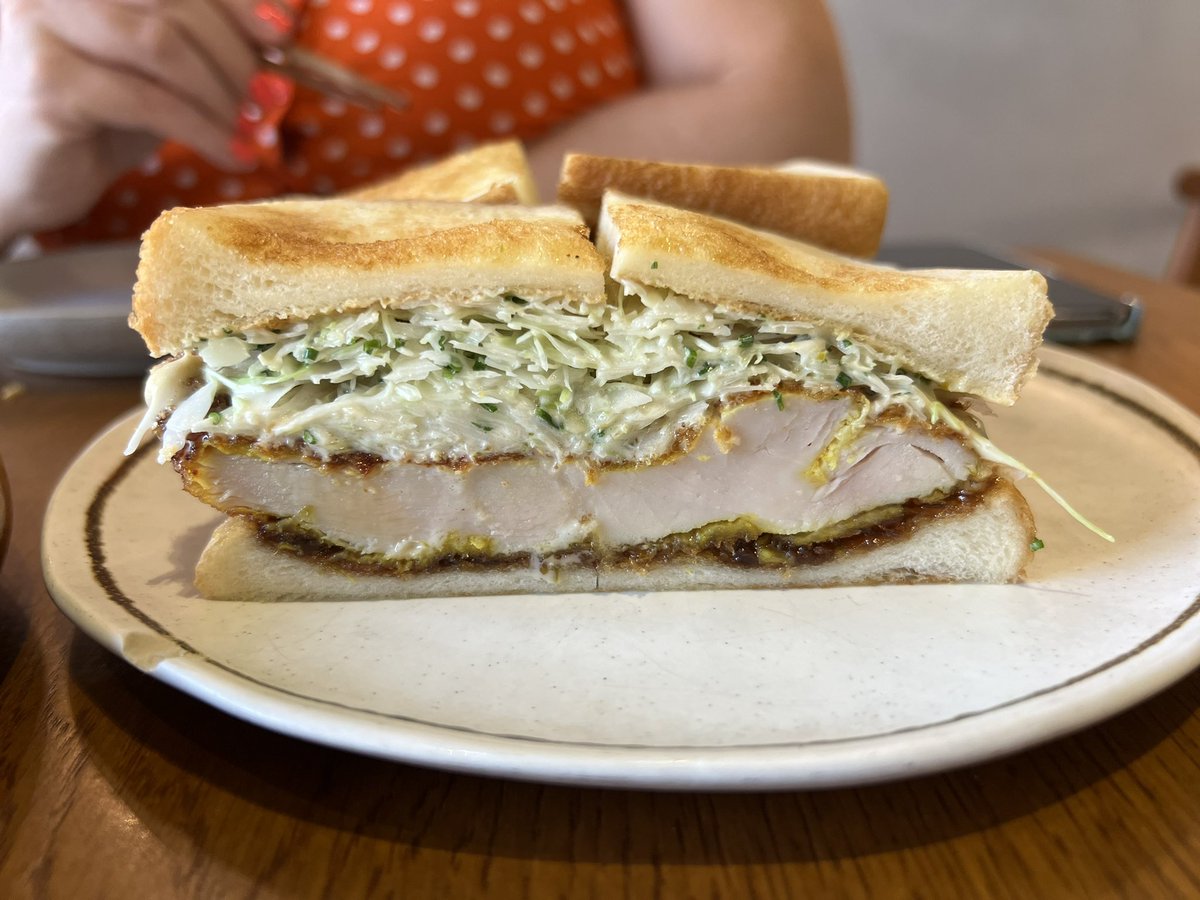 itsliamcollens's tweet photo. Impromptu lunch at REIF Kushiyaki because @finediningmatt seeded the idea a few hours ago with all this talk about @refaiekee (#influenced) Here we are making great decisions. The chicken katsu sando (68), raw hamachi w/ almonds (68) &amp; mushroom clay pot (115) as standout dishes. https://t.co/Li8SnjIcdB