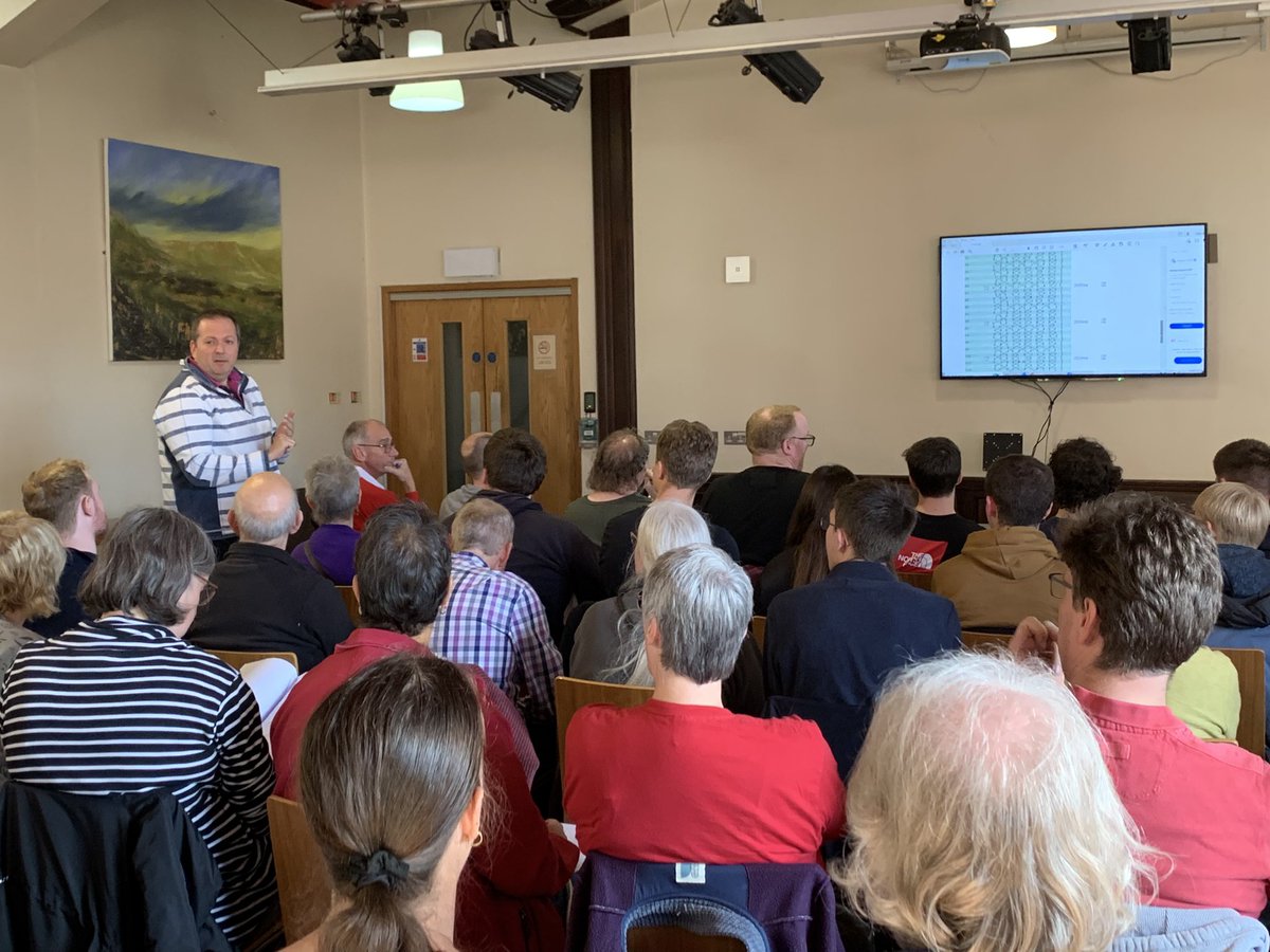 SMGuild1755's tweet photo. Michael talks to the group about big bell ringing with Hawkear results on screen from a Stedman Cinques touch. @RingingTeachers https://t.co/JliXYaZQRj