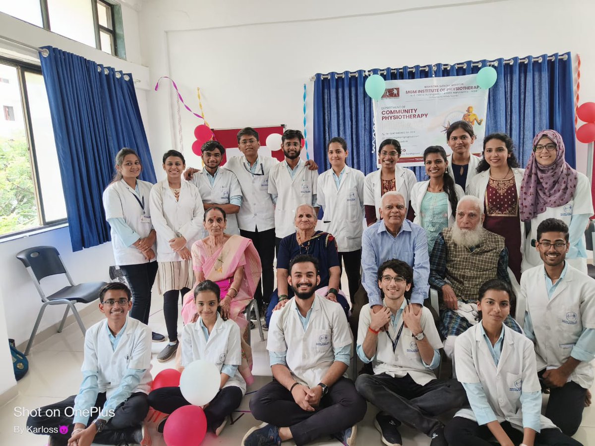 NSS_MGMIOP's tweet photo. Today we celebrated  #InternationalDayOfOlderPersons @NSS_MGMIO idea was to Enhance the  Communication between the Generation. 
The Interaction between Grandparents &amp; Grandchildren @_NSSIndia @MaharashtraNSS @_NSSAwards @YASMinistry @NSSPO_STahakik https://t.co/27QakCCNrM