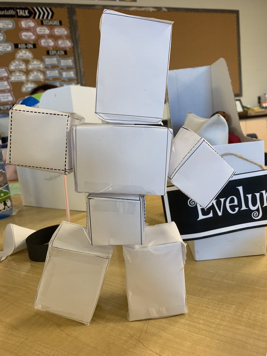 MsLaffinJST's tweet photo. Designed and created paper robots. #makerspaceattitude @JSTwrdsb @wrdsb @janlaffin https://t.co/VnxJ2YlF9t