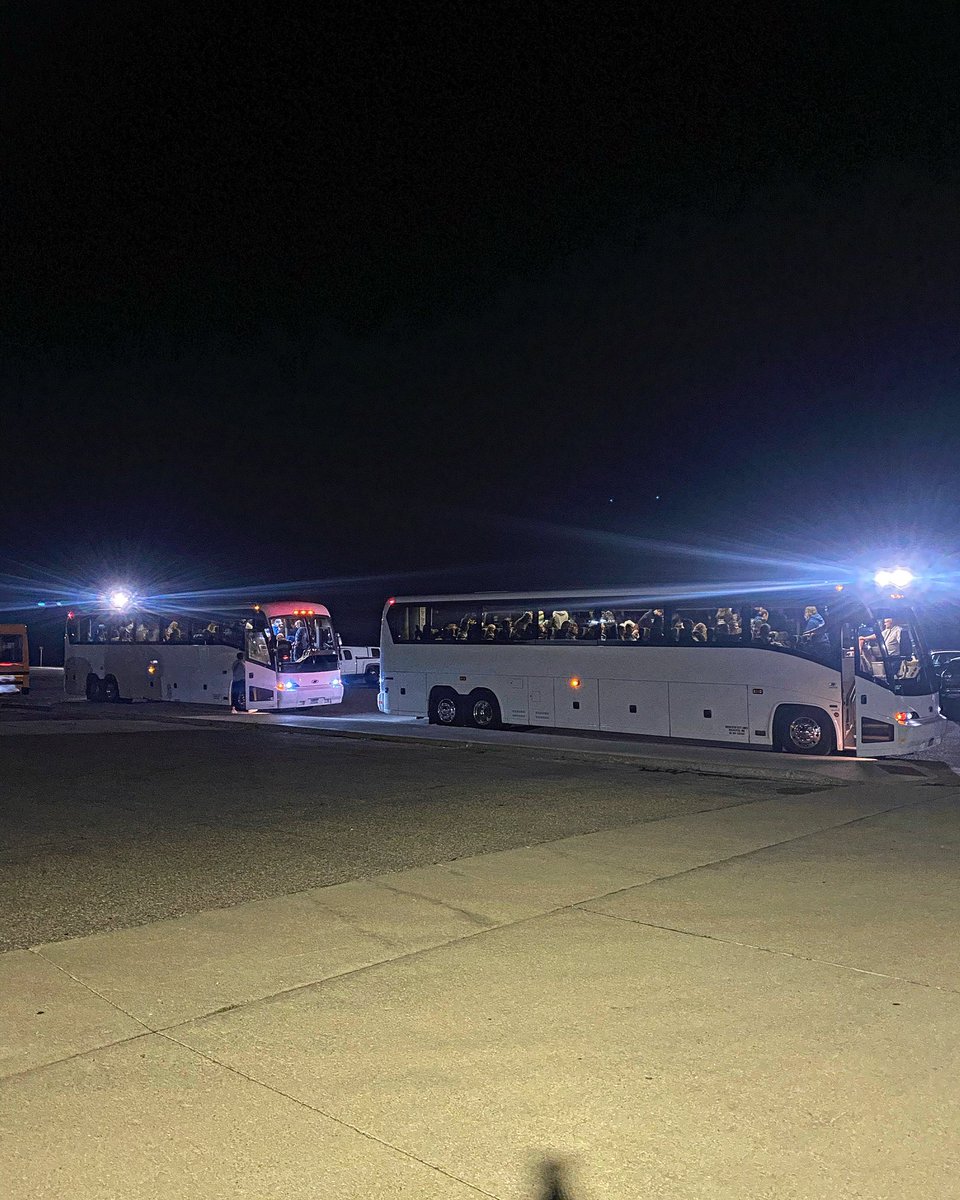 WasecaBands's tweet photo. Weβre loaded up and ready for Sioux Falls! #yosfo #pridedisciplineunity #letsvangogh https://t.co/G6OCqXqx4T