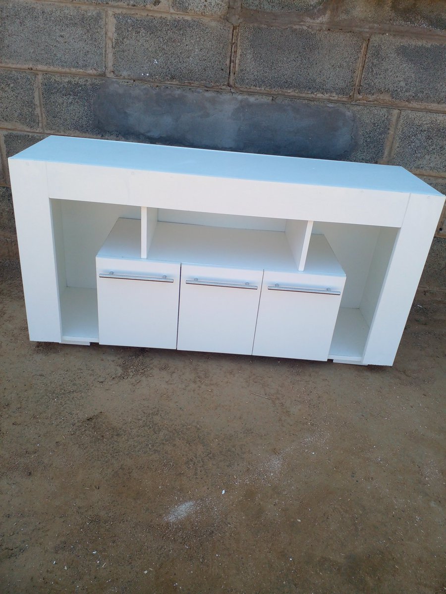 LechesaThuso's tweet photo. Tv stand 1800
Base 2500
#Lstwitter https://t.co/RqePH3NPu3