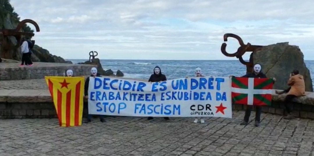 GuillermoMarto1's tweet photo. Decidir es un dret.
Erabakitzea eskubidea da.
Decidir es un derecho.
Cinco años después sigue vigente
#StopFascim #1Oct2022
#SpainIsAFascistState https://t.co/jYyvhki2Wh