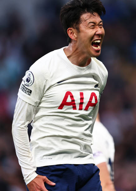 🚨 GIVEAWAY🚨 

If Son scores 1st in the North London Derby ⚪🆚🔴

I’ll send someone 2,200 fifa point code in DMs ✅

Like ♥️  + RT 🔁
Follow <a href="/FUTMilkydinho/">Milkydinho</a> 👈🏻

#FIFA23