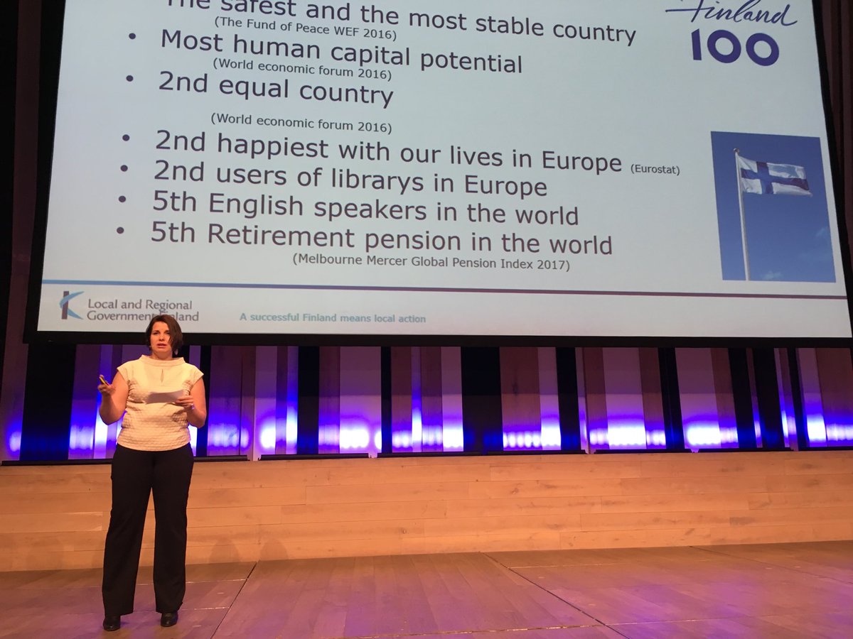 leenapontynen's tweet image. Viisi vuotta sitten lähdin parin päivän varoitusajalla tuuraamaan @sakuidealist Budapestin #learningreloaded. Unkarin ehkä suurin sanomalehti teki ison jutun suomalaisesta koulutuksesta. Samojen teemojen äärellä edelleen. Suomalaista koulutusta paremmaksi.