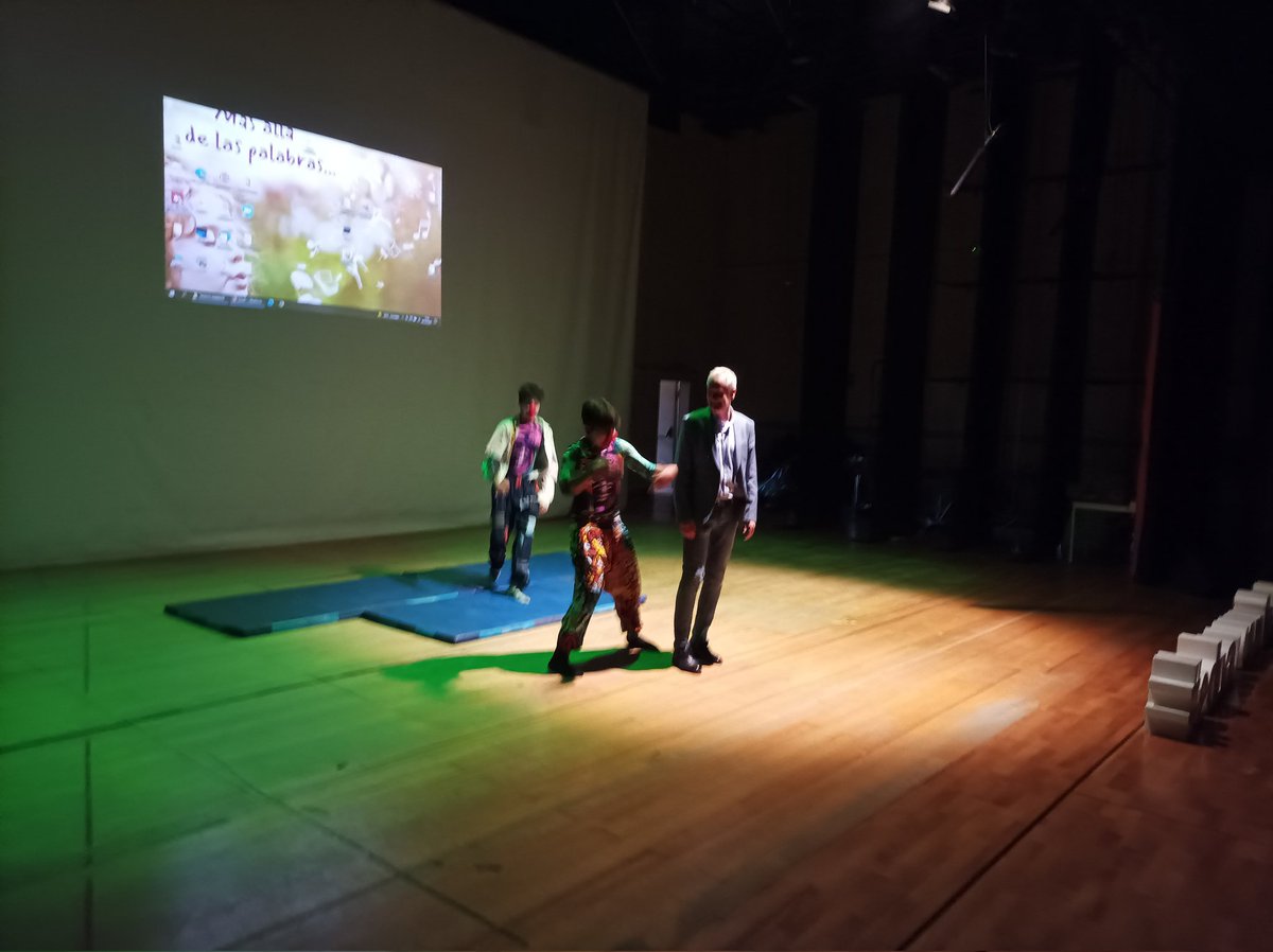 ceparacena's tweet photo. Y ahora #adercirco  del CPR Adersa1 en #educarconilusion Mucha energía e ilusión en un proyecto en el que tod@s tienen un papel protagonista @cpradersa1 @FormacProfAnd @HuelvaSoe @ceparacena @cepbollullos @cepdehuelva https://t.co/OezVmE1My4
