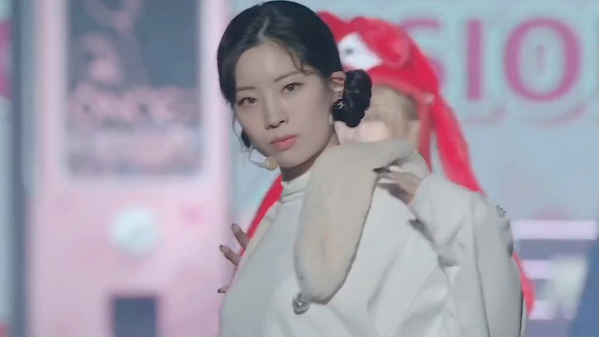 dahyunsarchives's tweet photo. GO KIM DAHYUN https://t.co/pe6JVvDCwO