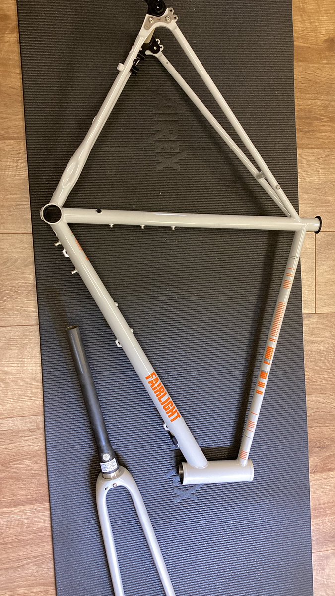 Lucian Cook tweet media