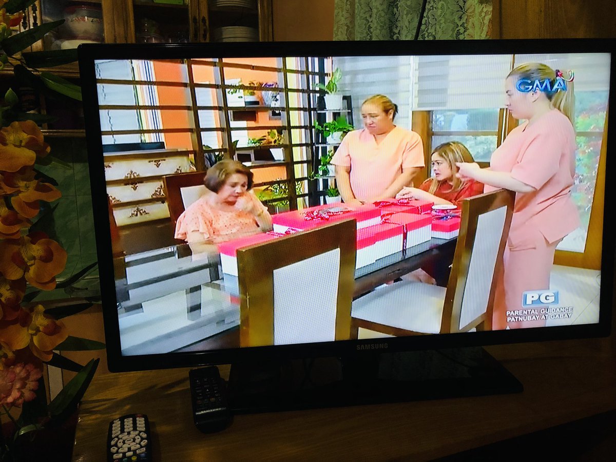 MaligmatEden's tweet photo. Watching Pepito Manaloto 

#PepitoBigBike 
@KapusoBrigade
@ind1oBattalion https://t.co/3wJjjGh513