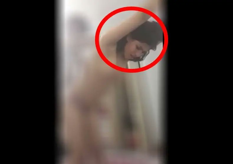 KomalJutt20's tweet photo. @fuckedupfoods Leaked Video available
Click Here:  https://t.co/bEYL996bAv
#matura2023 #ElevenF1 #Ukraina #POGLGD https://t.co/W5idmgFi4r