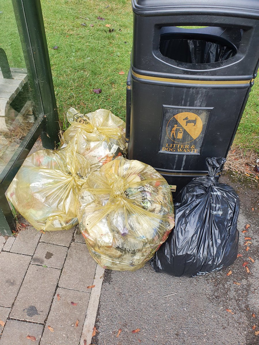 WestonLitter's tweet photo. We did our final stage of the #NoPlaceForLitter Car Park Clean-Up Challenge today.  2x Churches, Tesco Express, Weston Hub and Royal United Hospital.  Bravo all 😍 @GreenBathNES #ClimateFest2022 https://t.co/T4dG5R54pE