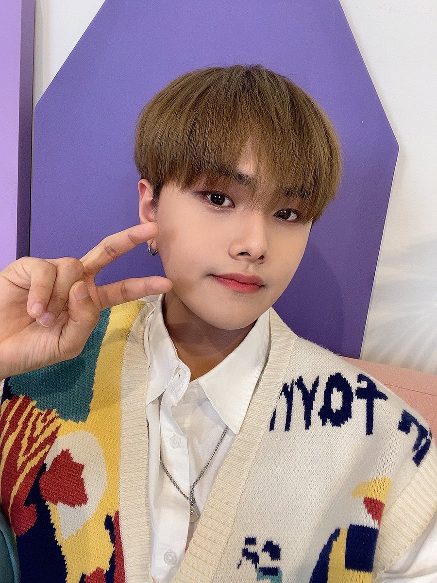 TheKingDom_GF's tweet photo. [JAHAN👑]

킹메 우리 다음주에 본당!❤️
빨리 보고싶우

#KINGDOM #킹덤 #JAHAN #자한 https://t.co/EcUmivj6NV