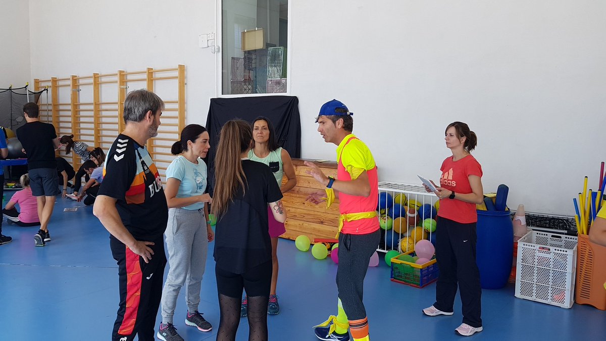 semEFaranda's tweet photo. Volvemos el @semEFaranda en sus #jornadasSEF sorprendiendo con una nueva propuesta #expretiktok https://t.co/bgWE4sYI5v