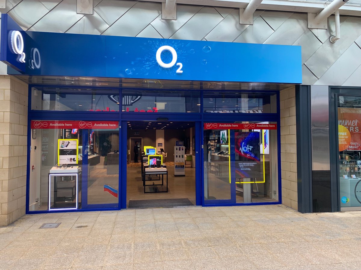 O2Careers's tweet photo. At #TeamO2, we believe that everyone has their very own special talent, and we want to give you the opportunity to use it.

We have opportunities at our Glasgow Fort store to come join us - 38 hrs and 30 hrs.

Take a look and apply today.

➡️https://t.co/VgcUITLNZw

#O2Jobs https://t.co/yz8nyX5gqH