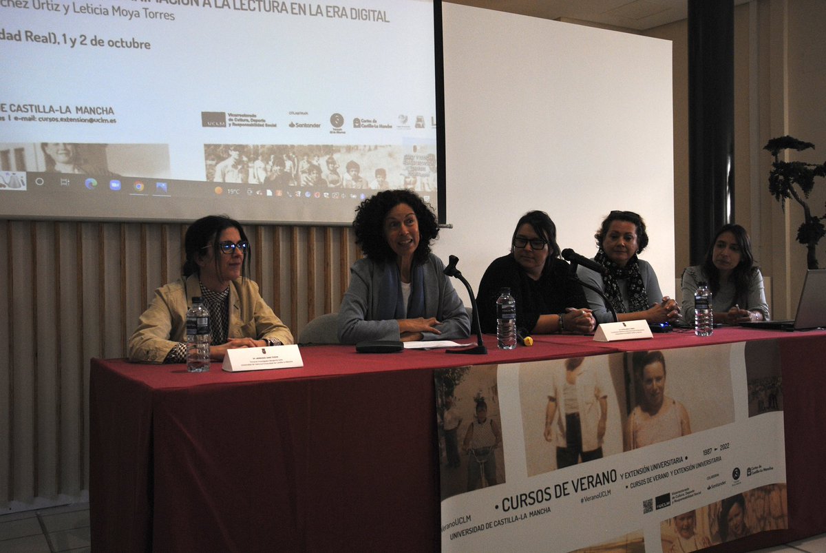 GrupoLiel's tweet photo. 📖📲Comienza el @curve_uclm “Bibliotecas públicas XXI: animación a la lectura en la era digital”.

@ViceCuencaUCLM https://t.co/jbU5y45uhc