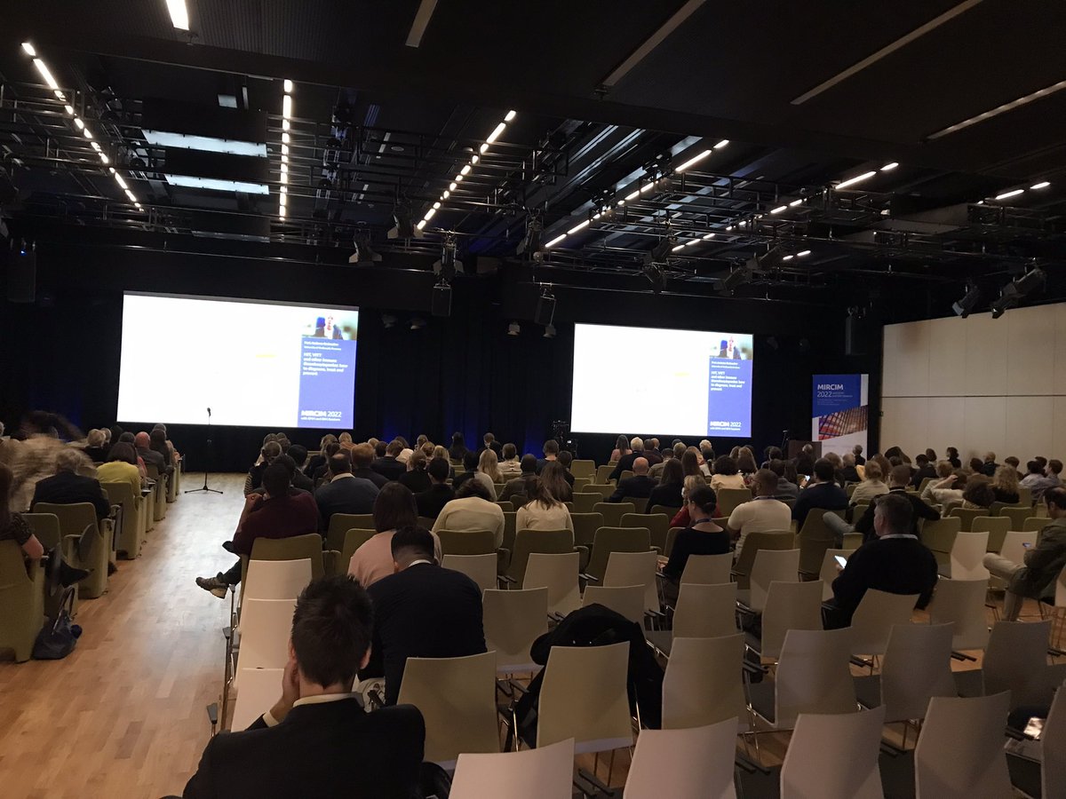 iangralnek's tweet image. Honored to again be a part of @MIRCIM_course in beautiful #Krakow #Poland speaking on diagnosis and mgmnt of #colonpolyps.  Thank you to @McMasterU   @MacDeptMed for the kind invitation! @GuyattGH @DrMarthaGulati