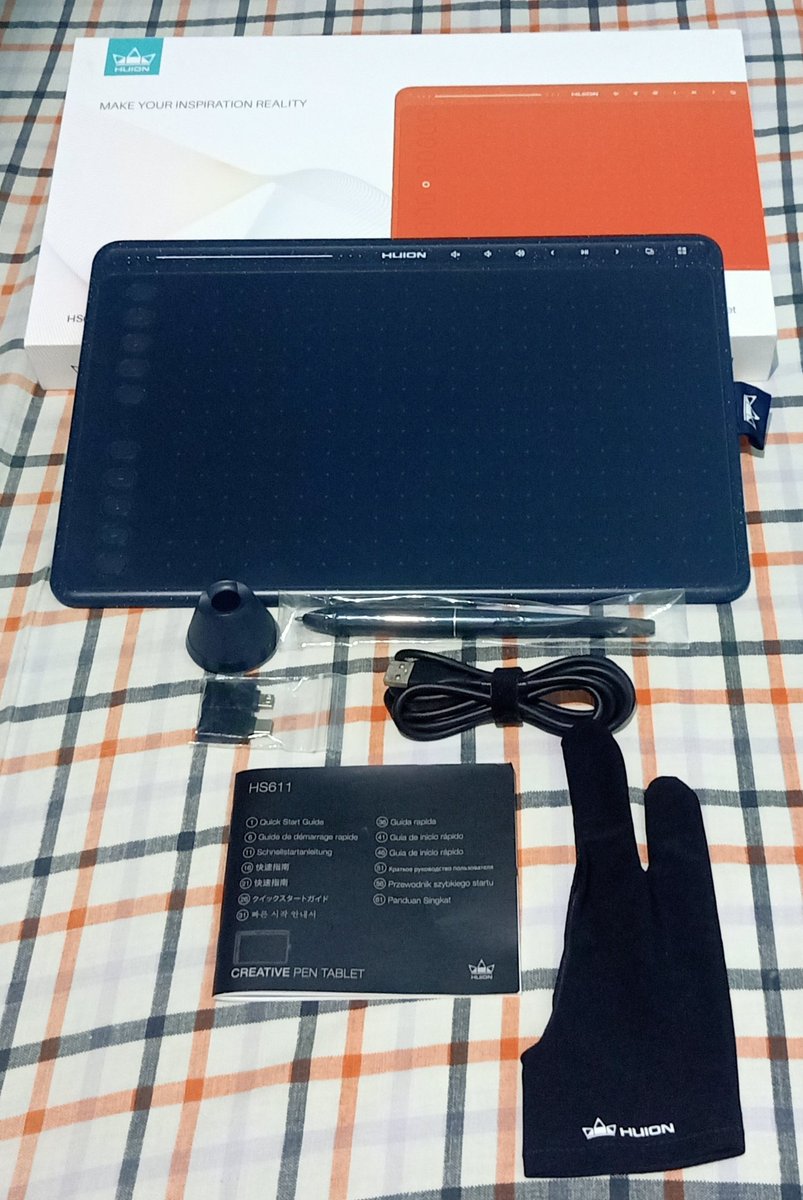 WTS LFB PH

HUION HS611 Drawing Tablet (Space Grey)

bought at ₱3690
selling at ₱3450 + lsf
• mint condition, used only twice
• all inclusions are complete (even replacement nibs)
• including the original packaging

can ship immediately (sdd or ggx only)
please help rt 🙏