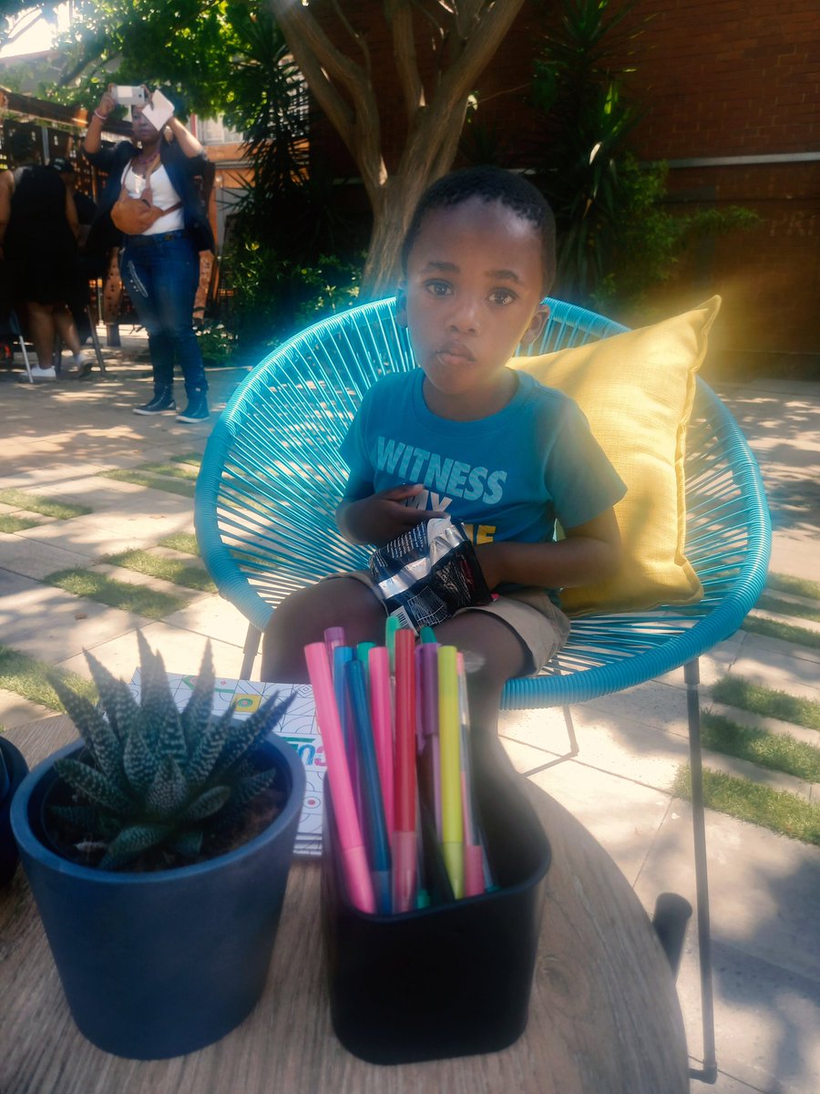 Boity1107's tweet photo. #WeAreCulture 
A piece of art, it starts anyhow,anywhere at any age . Its an expression. @StandardBankArt https://t.co/RY3aHs6Mjc