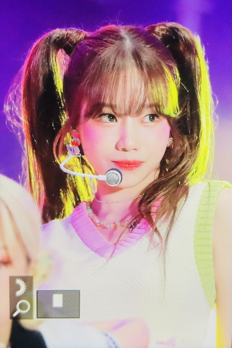 VIVICHU_1022's tweet photo. 221001 보고 싶을거야….🥹🥹

#조유리 #チョユリ #JOYURI https://t.co/Czi7mGEuzD