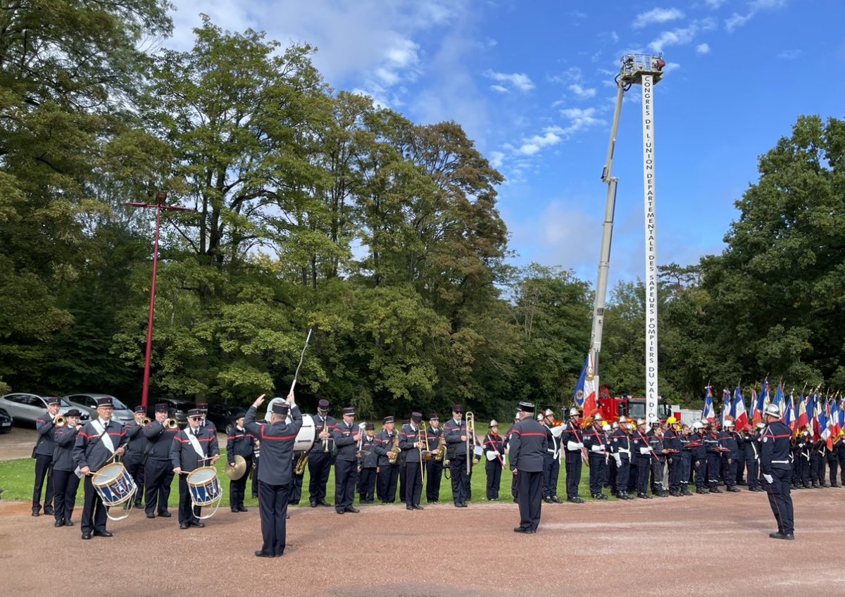 Le congrès a accueilli : autorités, parlementaires, élus, #SPP, #SPV, #PATS, #JSP pour partager les moments clés du #congrès de l’Union départementale <a href="/udsp95/">udsp95</a> ! Discours, remise de médailles, prise d’armes… <a href="/Prefet95/">Préfet du Val-d'Oise</a> @sdis95 <a href="/mc_cavecchi/">Marie-Christine Cavecchi</a> <a href="/LucStrehaiano/">Luc Strehaiano</a> <a href="/PierreBemels/">Pierre Bemels</a> <a href="/LChavillon/">laurent chavillon</a>