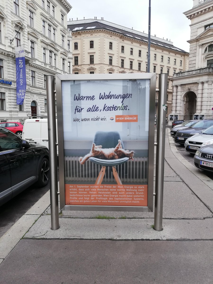 AttacAustria's tweet photo. Auf dem Weg zur @esreichtAT Demo haben wir spannende Plakate entdeckt: "Warme Wohnungen für alle" 

Passt gut zu unserer Forderung nach einem Energie-Grundanspruch, damit im Winter niemand frieren muss.

Kommt um 15 Uhr zum Ballhausplatz!

#energiegarantiertgerecht #esreicht https://t.co/w7ZtIkRYeD